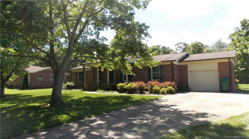 Property image 2 at 214 Sycamore Street, Salisbury, NC 28146