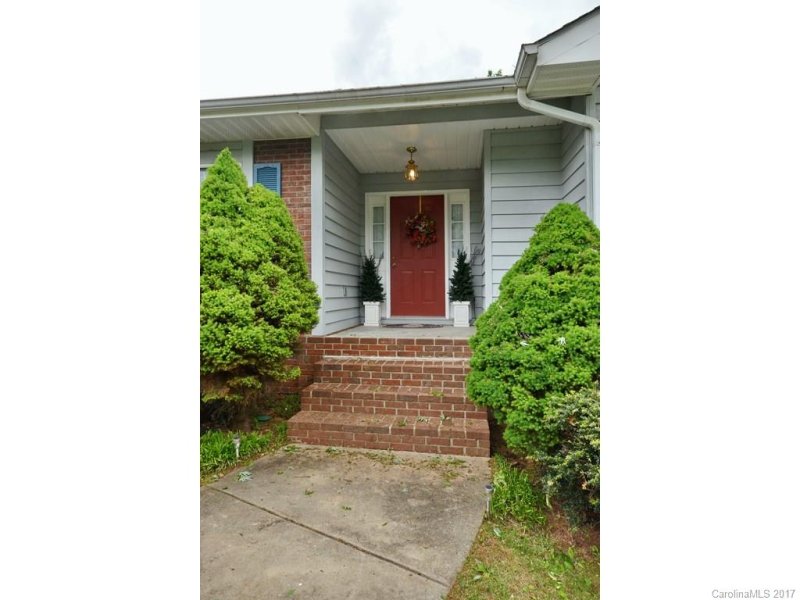 Property image 2 at 238 Foxfire Estates Circle, Waynesville, NC 28785