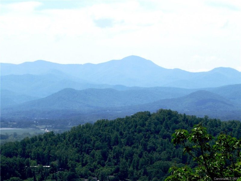 Property image 2 at 851 Sunlight Ridge Drive, Hendersonville, NC 28792