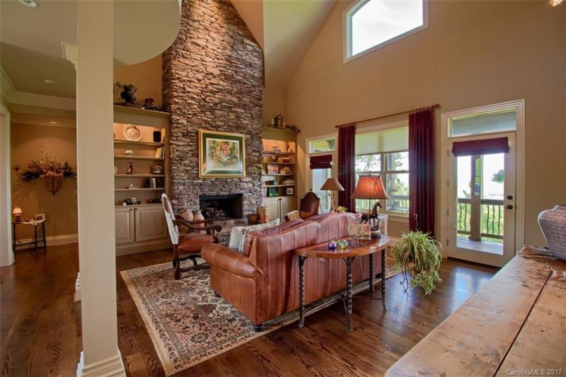 Property image 4 at 851 Sunlight Ridge Drive, Hendersonville, NC 28792