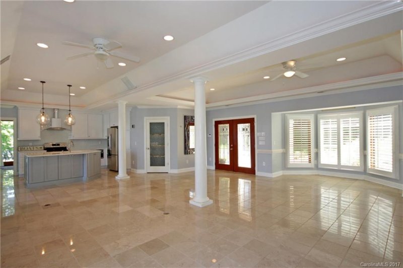 Property image 4 at 9759 Riviera Drive, Sherrills Ford, NC 28673