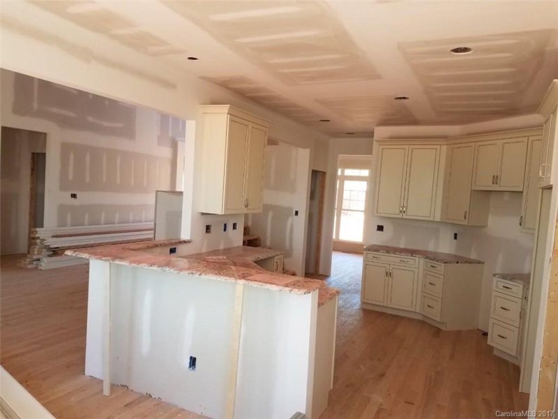 Property image 3 at 147 Orchard Farm Lane, Mooresville, NC 28117