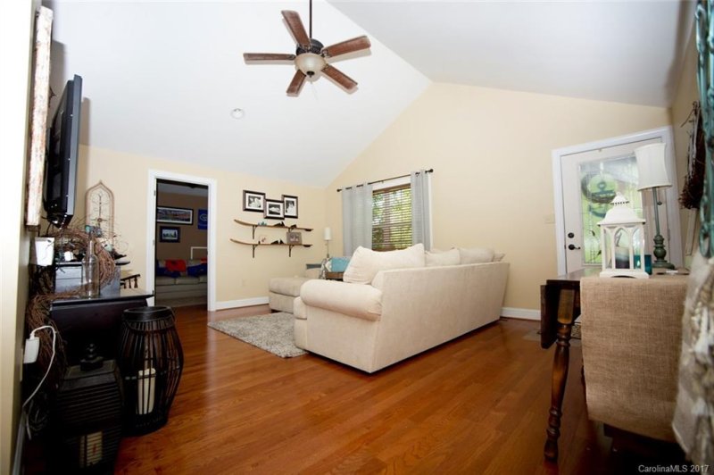 Property image 4 at 2036 Hickory Hills Drive, Denver, NC 28037