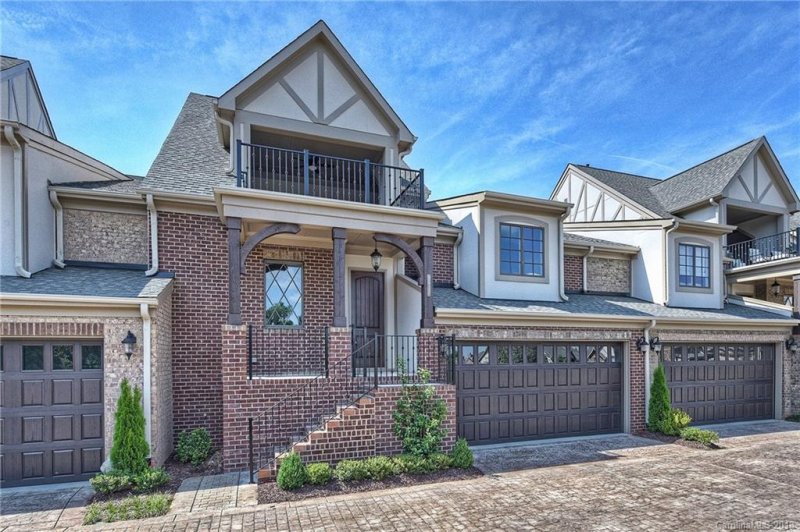 2632 Horn Point Court