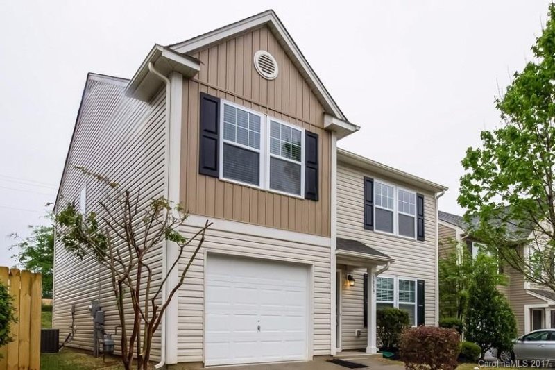 Property image 2 at 1036 Joselynn Drive, Gastonia, NC 28054