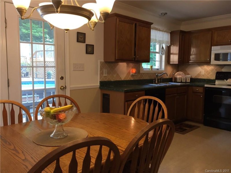 Property image 5 at 712 Cove Road, Gastonia, NC 28052