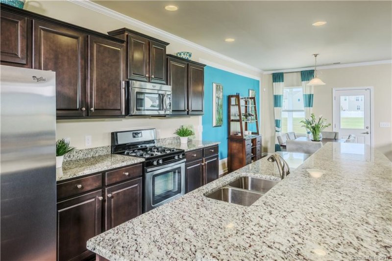 Property image 2 at 481 Twelve Oaks Lane, Fort Mill, SC 29708