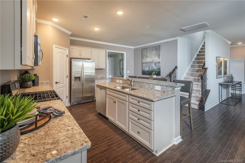 Property image 3 at 480 Twelve Oaks Lane, Fort Mill, SC 29708