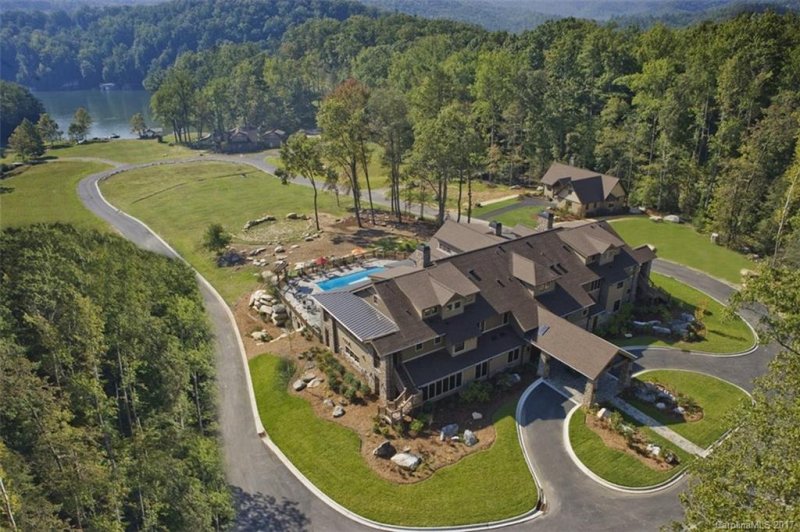 Property image 3 at 121 Firefly Cove, Lake Lure, NC 28746