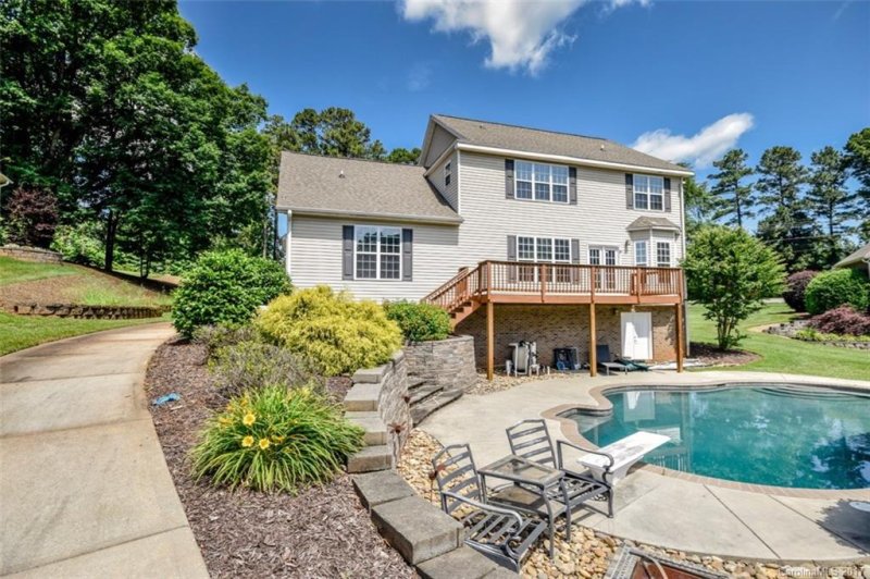 Property image 4 at 2638 Trent Pines Court, Sherrills Ford, NC 28673