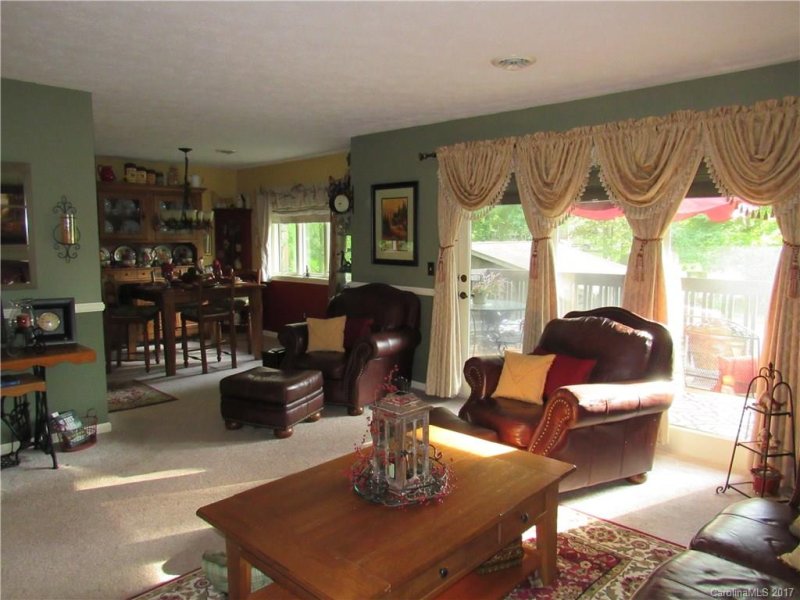 Property image 3 at 50 Maxine Lane, Hendersonville, NC 28739