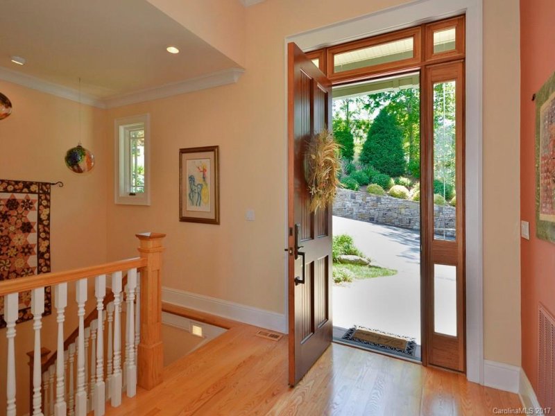 Property image 3 at 15 Fire Azalea Lane, Hendersonville, NC 28739