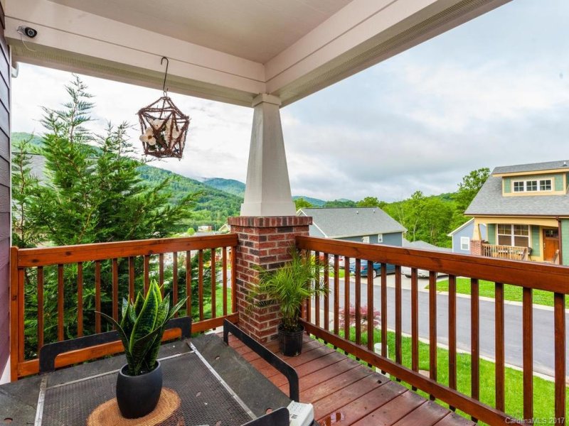 Property image 3 at 23 Byrdcliffe Lane, Asheville, NC 28805