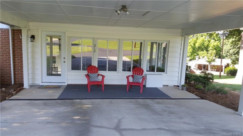 Property image 5 at 212 Johnston Drive, Belmont, NC 28012