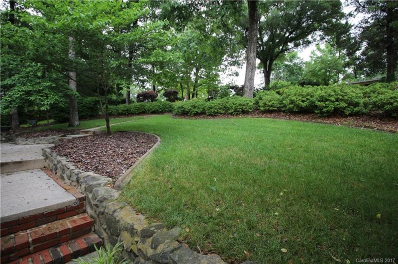 Property image 2 at 335 Summit Court, Concord, NC 28025