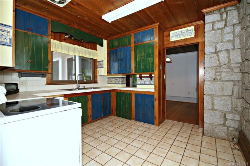 Property image 5 at 335 Summit Court, Concord, NC 28025