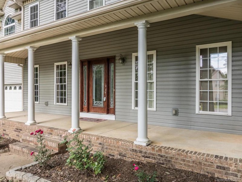 Property image 2 at 406 Ethel Marlowe Court, Candler, NC 28715