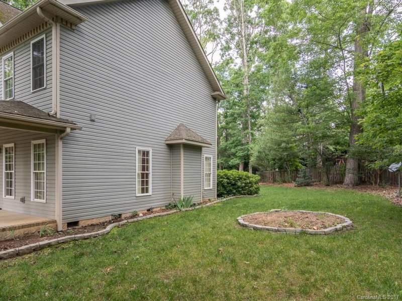 Property image 4 at 406 Ethel Marlowe Court, Candler, NC 28715