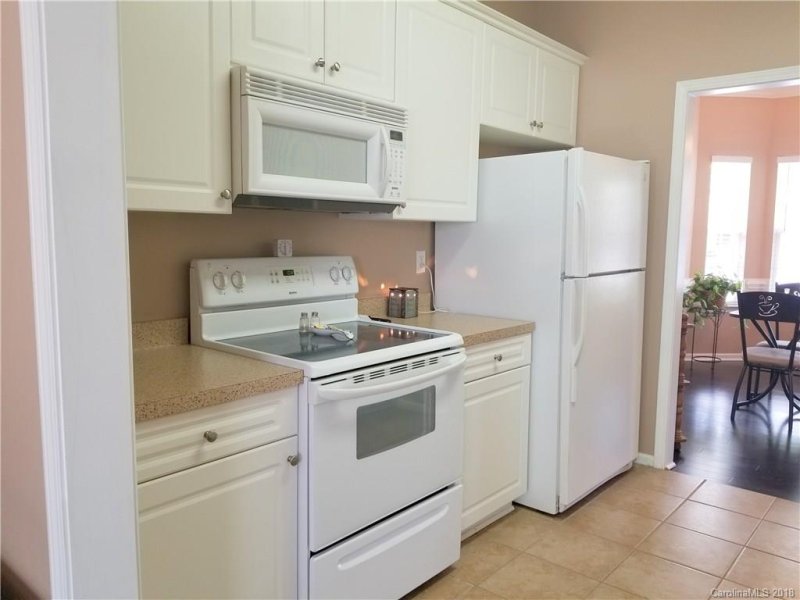 Property image 3 at 4144 Kenton Glenn Court, Concord, NC 28027