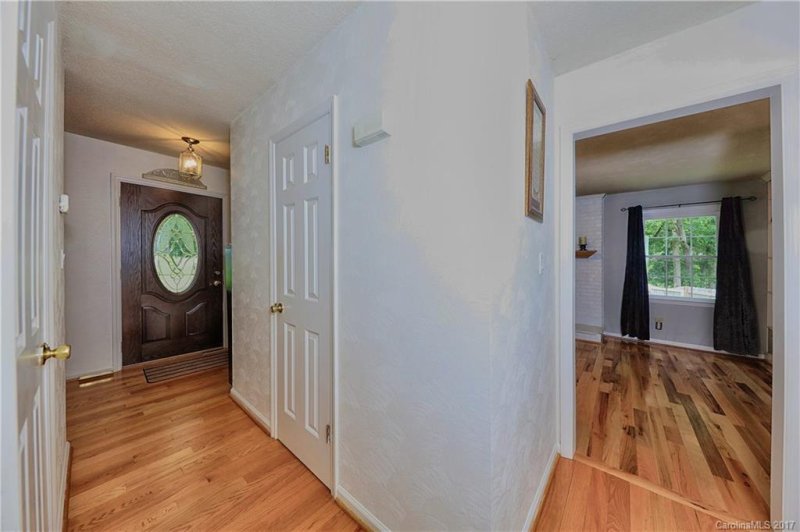 Property image 5 at 204 Kingswood Road, Statesville, NC 28625