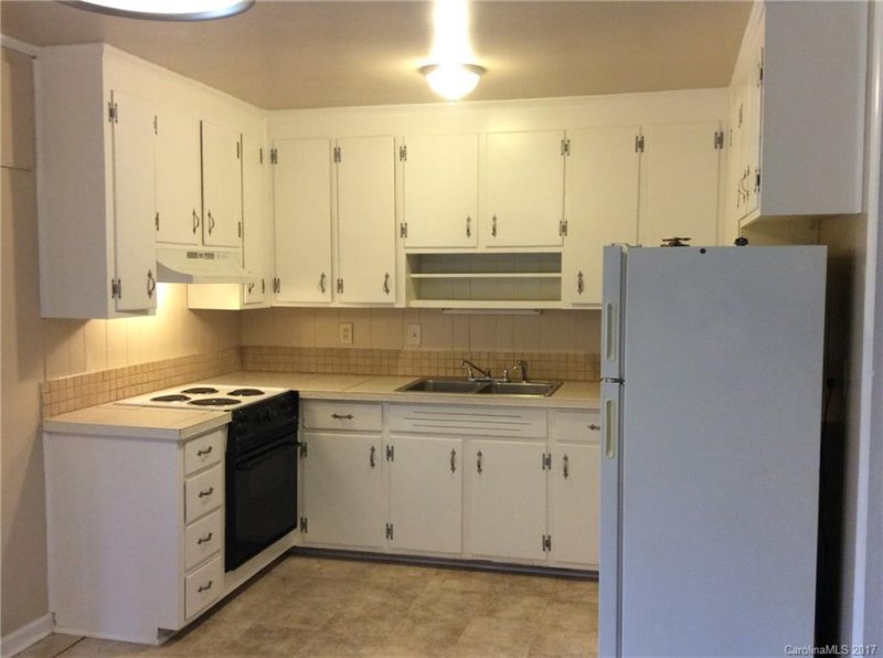 Property image 5 at 4121 Walker Road, Charlotte, NC 28211