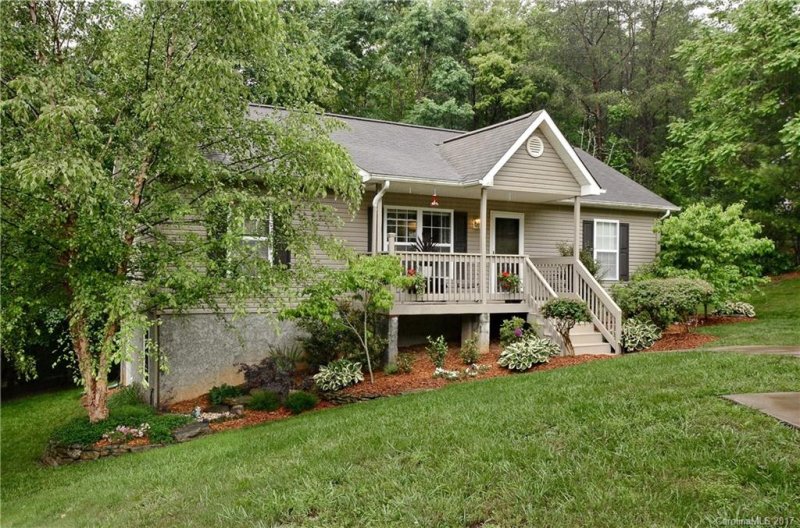 Property image 2 at 34 Rocking Porch Lane, Asheville, NC 28805