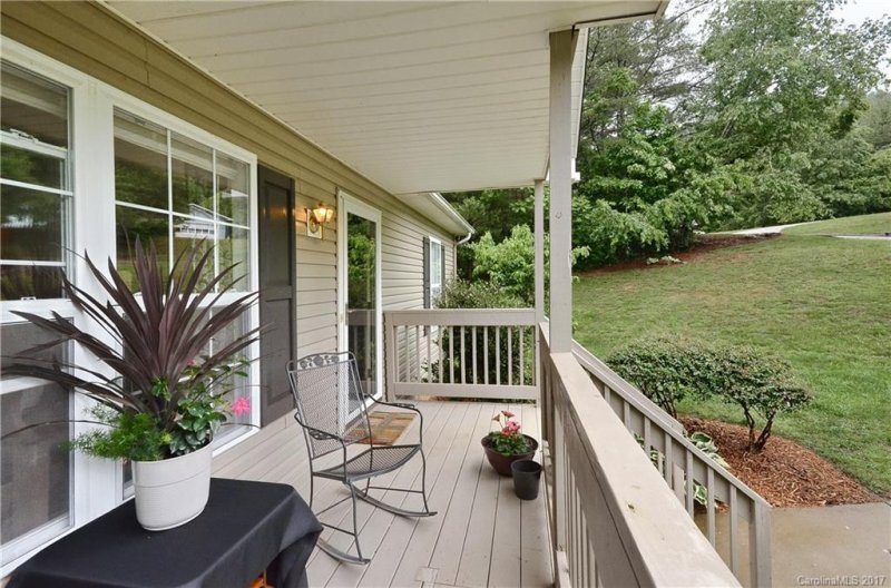 Property image 5 at 34 Rocking Porch Lane, Asheville, NC 28805