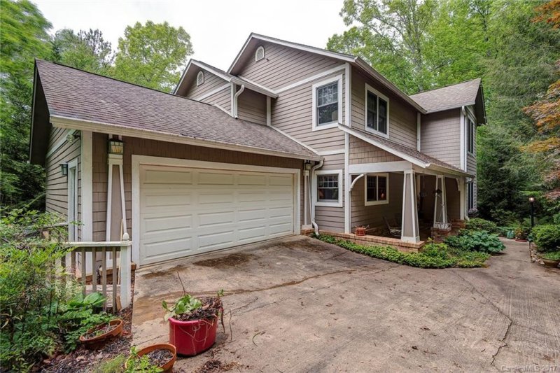 Property image 2 at 34 Hawk View Drive, Asheville, NC 28804