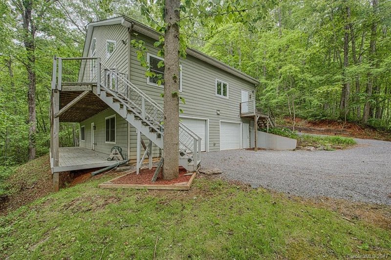 11 Lady Slipper Lane