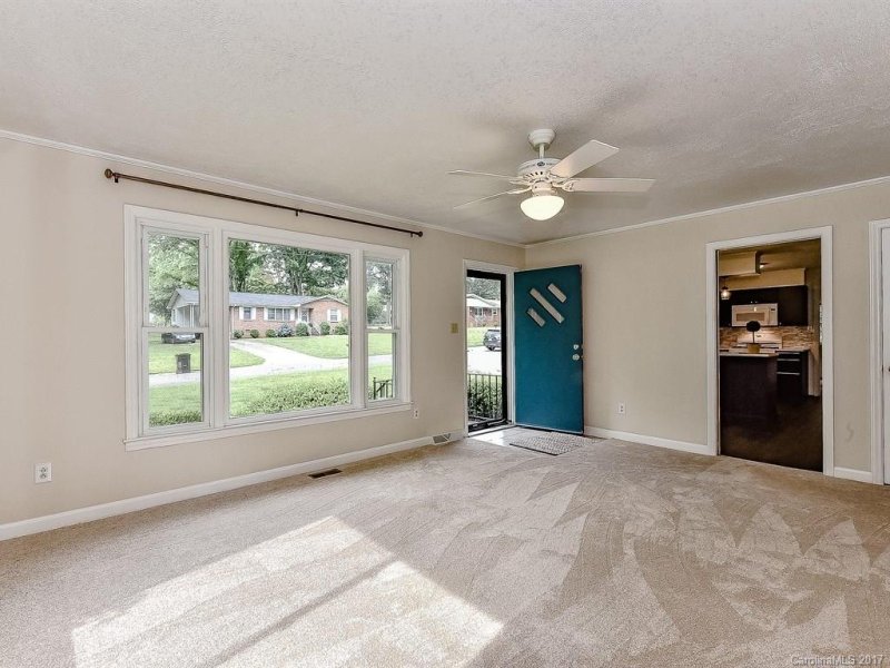 Property image 4 at 119 Meadowbrook Lane, Davidson, NC 28036