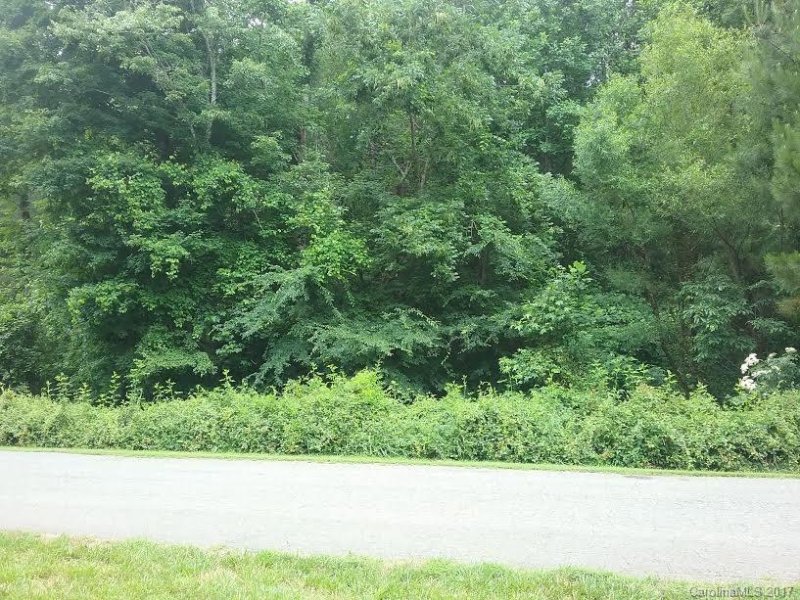 Property image 2 at 323 Farm Estates Drive, Rockwell, NC 27054