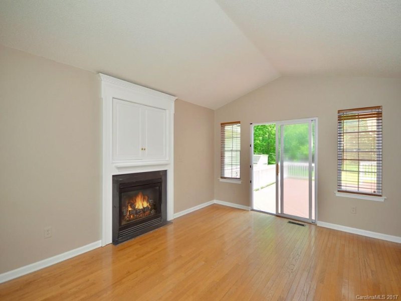 Property image 4 at 102 Fairway View Drive, Etowah, NC 28729