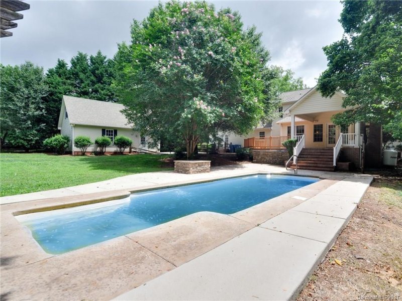 Property image 2 at 184 Northchase Drive, Concord, NC 28027