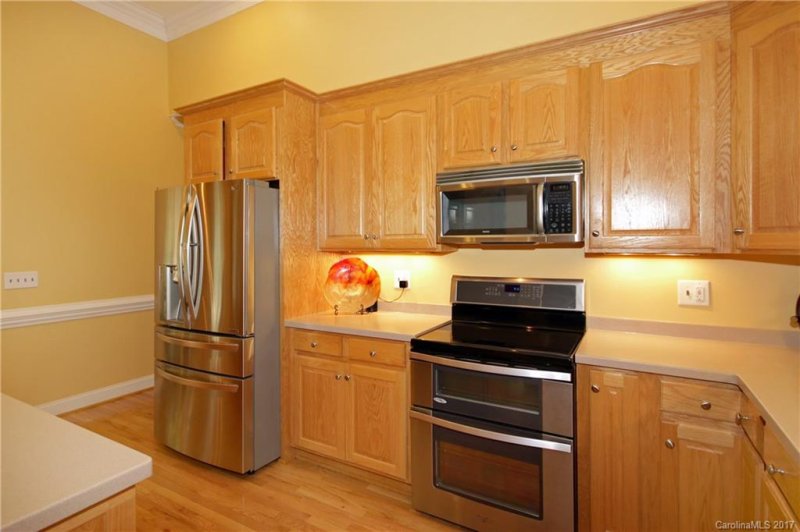 Property image 5 at 812 4th Street, Conover, NC 28613