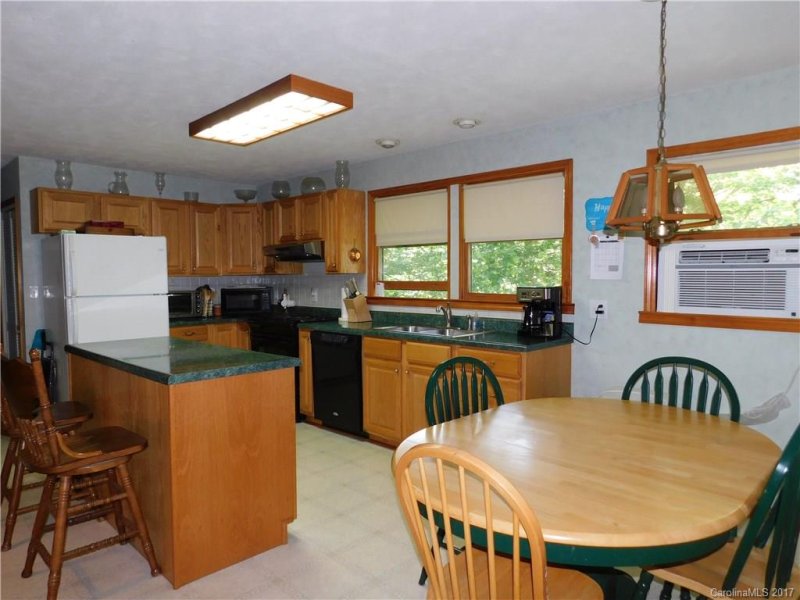 Property image 3 at 1416 Hickory Acres Road, Hendersonville, NC 28792