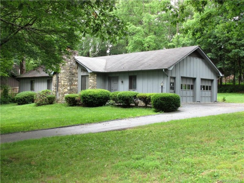 Property image 4 at 3227 Hickory Hill Road, Hendersonville, NC 28792