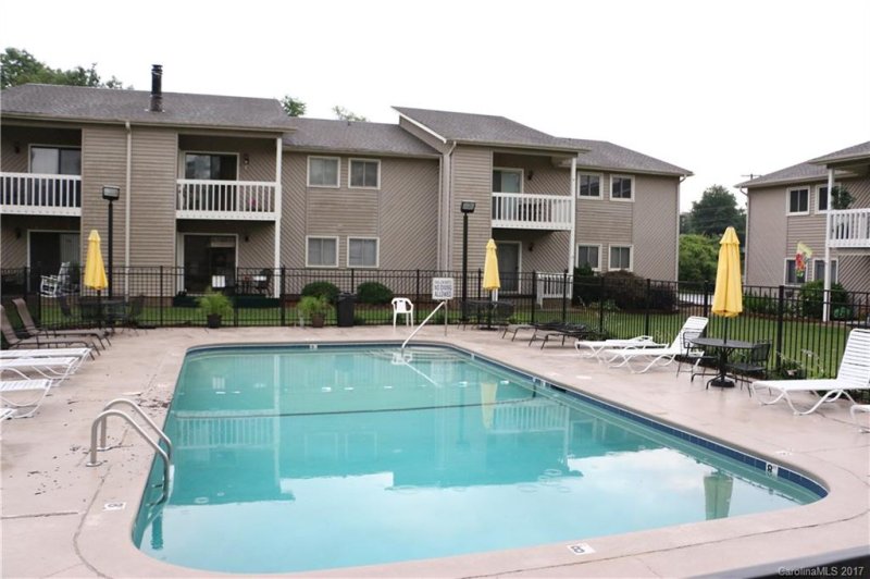 Property image 3 at 140 Lake Concord Road, Concord, NC 28025