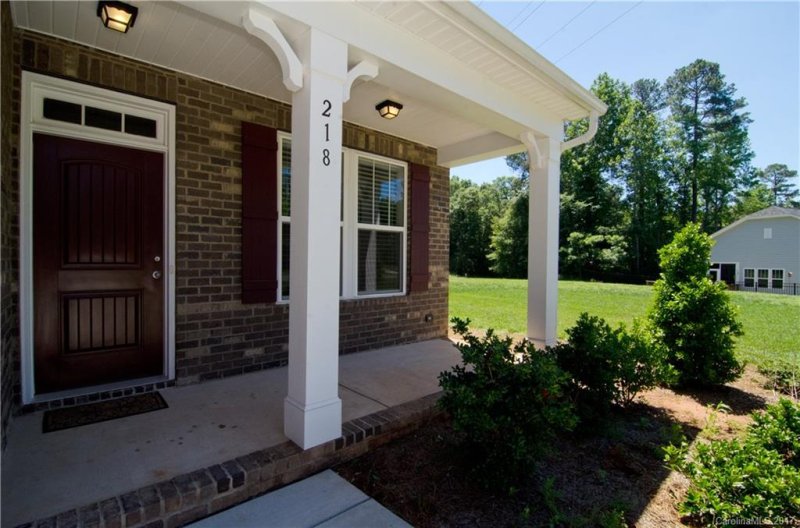 Property image 3 at 218 Aspen Forest Drive, Clover, SC 29710