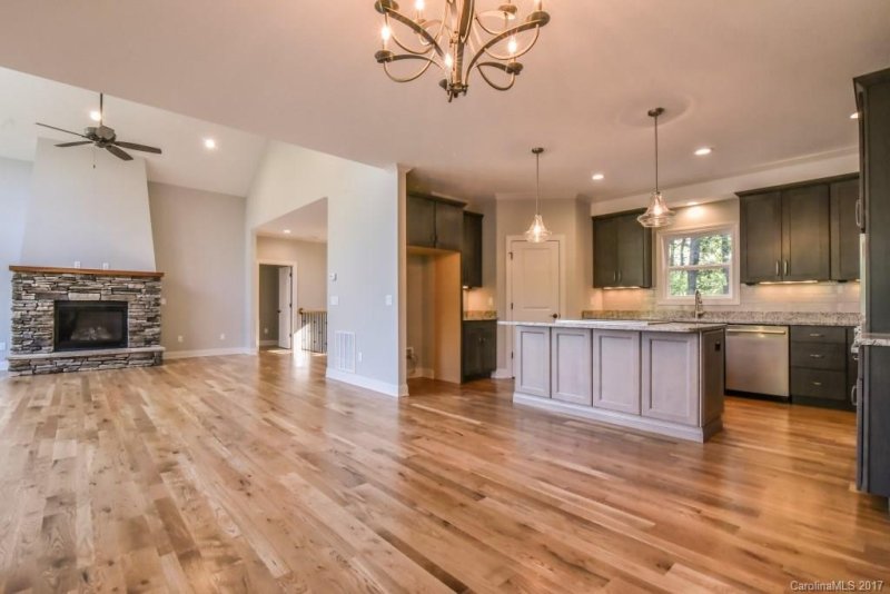 Property image 5 at 18 Herron View Lane, Weaverville, NC 28787