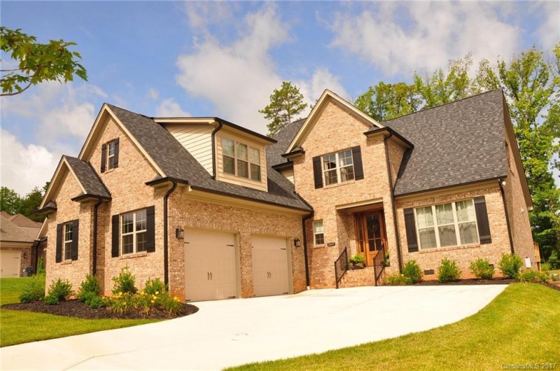 2449 Shiny Leaf Drive