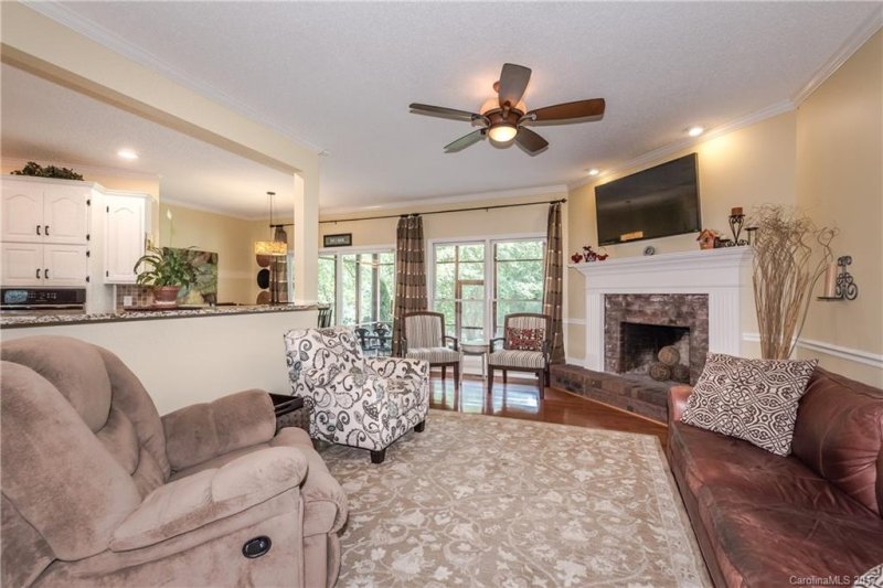 Property image 4 at 5585 Oakmont Street, Kannapolis, NC 28081