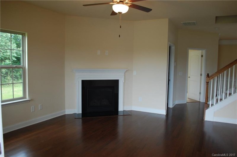 Property image 2 at 123 Tall Fern Loop, Mooresville, NC 28117