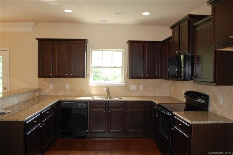 Property image 4 at 123 Tall Fern Loop, Mooresville, NC 28117