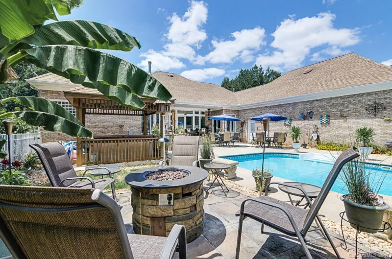 Property image 2 at 146 Carsons Place, Mooresville, NC 28117