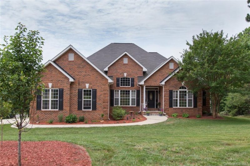 2595 Camelia Pointe Drive