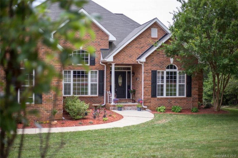 Property image 4 at 2595 Camelia Pointe Drive, Sherrills Ford, NC 28673