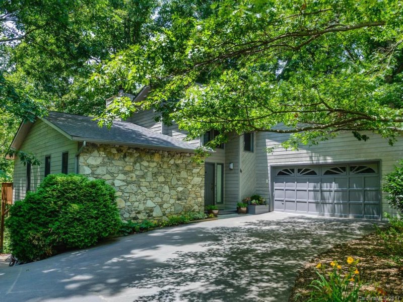 Property image 2 at 18 Exeter Drive, Candler, NC 28715