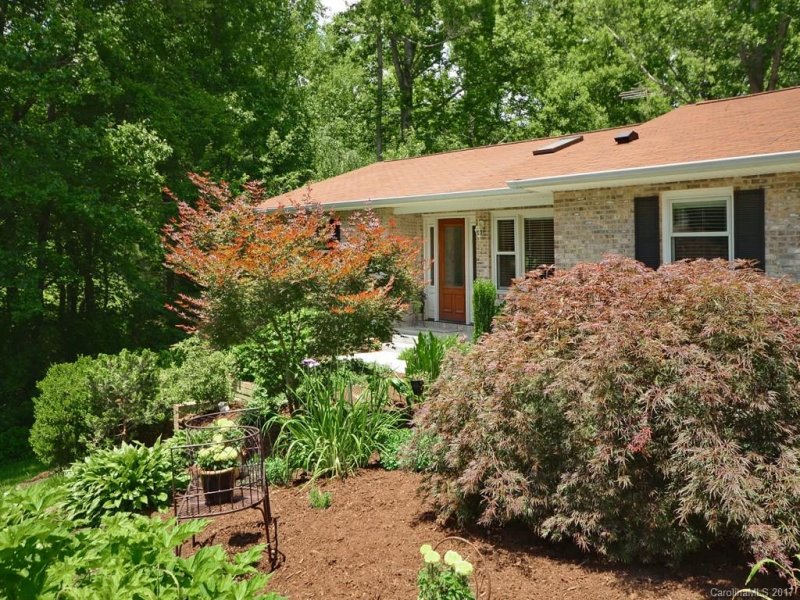 Property image 2 at 72 Beechwood Drive, Horse Shoe, NC 28742