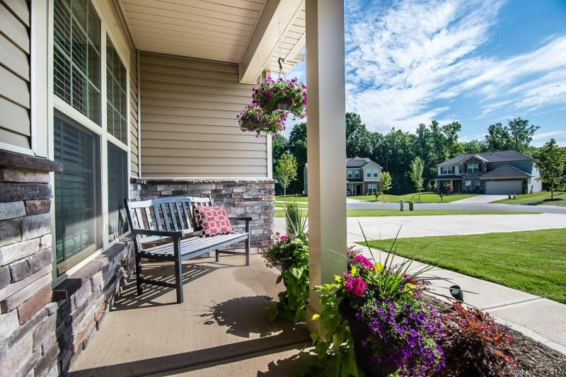 Property image 2 at 5127 Nighthawk Drive, Fort Mill, SC 29707