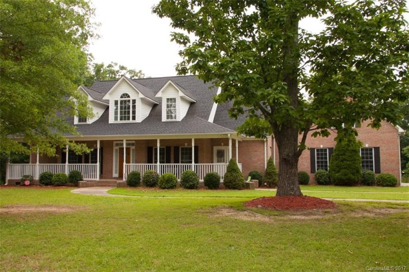 Property image 2 at 112 Generals Way, Clover, SC 29710